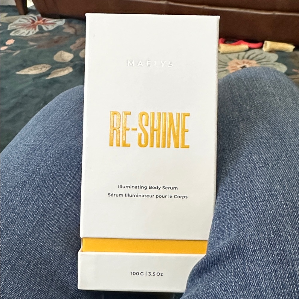 MAËLYS Re-Shine Illuminating Body Serum -‎ White and Yellow